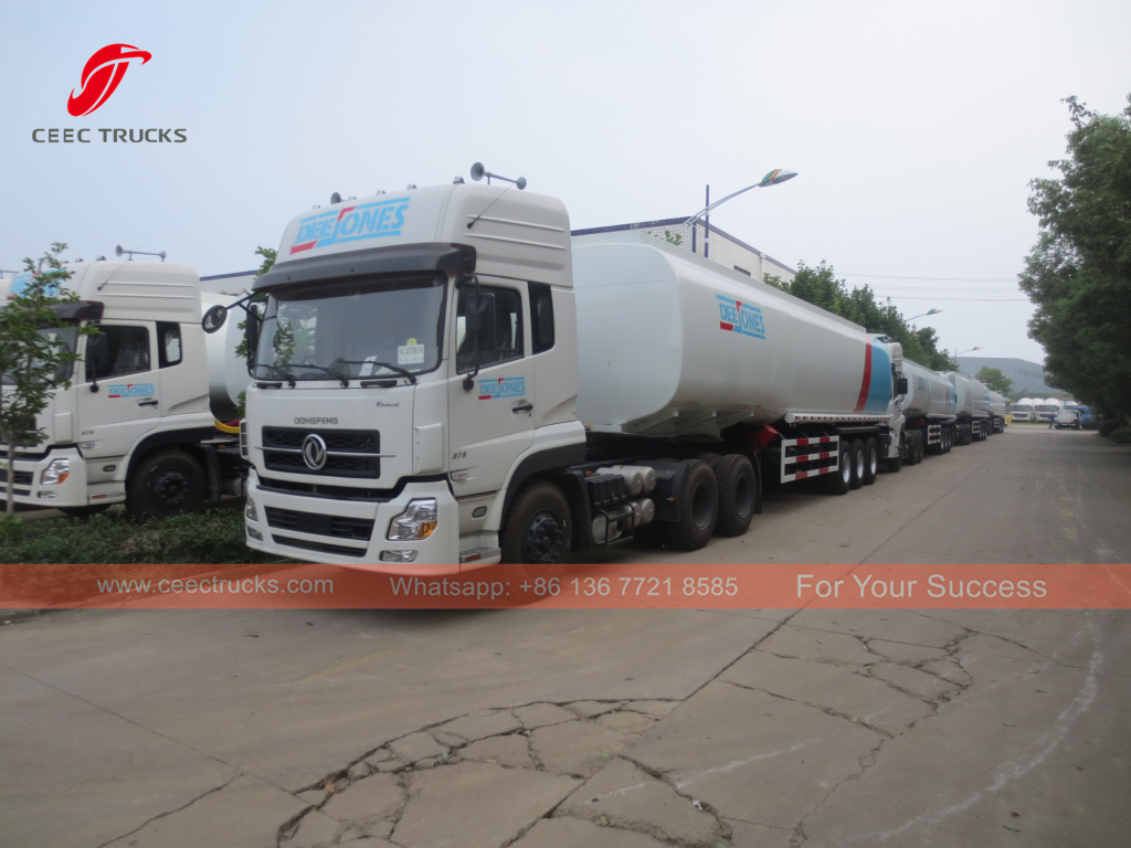 SINOTRUK HOWO Fuel Diesel Oil Delivery Tanker Trucks case