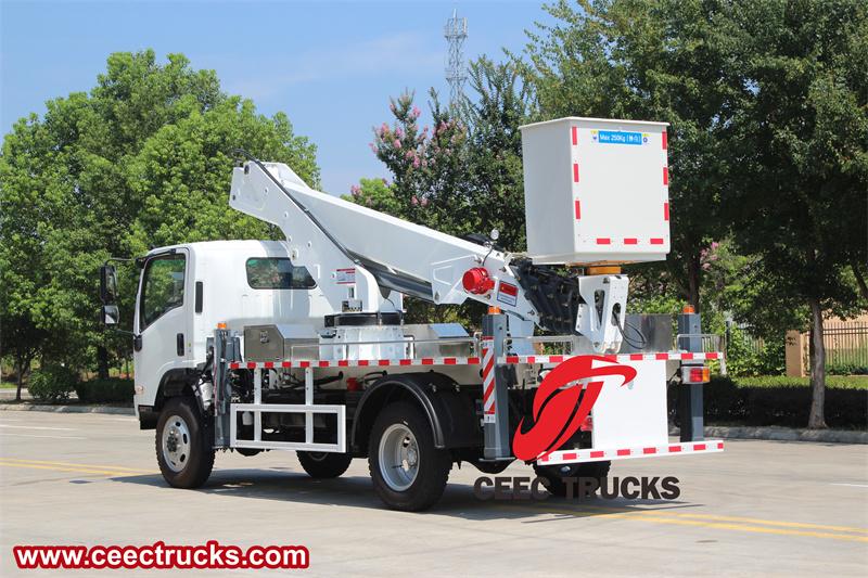 Isuzu 700P 4x4 aerial working truck