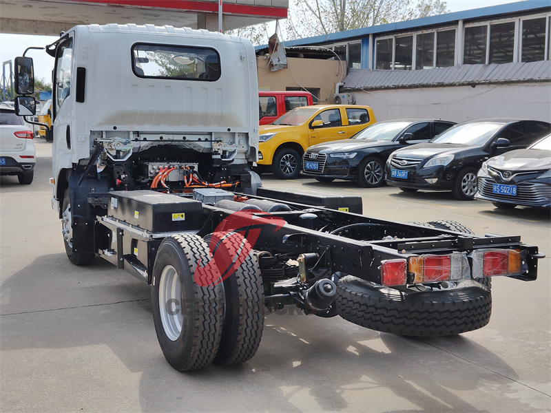 Isuzu electricity garbage compactor truck chassis