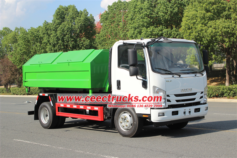 Isuzu 700P hook loader garbage truck