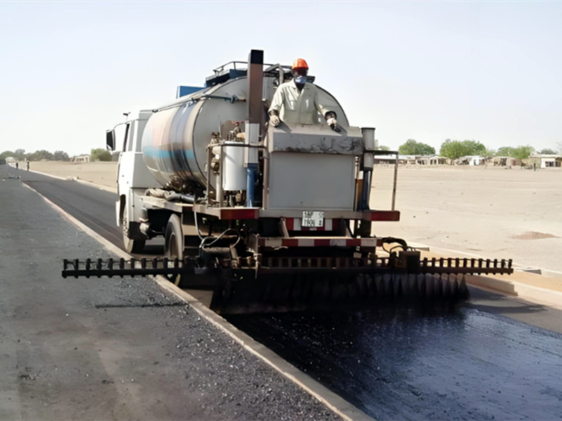 Howo Bitumen Asphalt Spreader