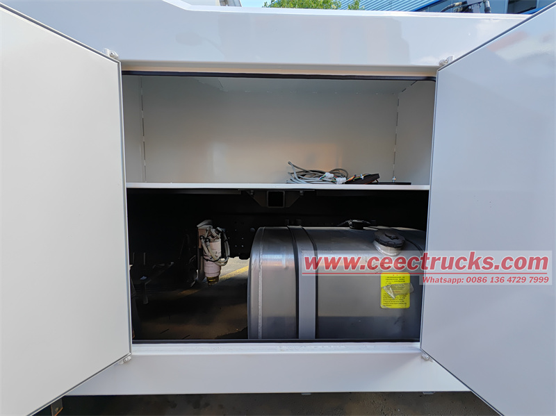 Sinotruk HOWO 8X4 Road Wrecker Tow Truck Recovery Truck