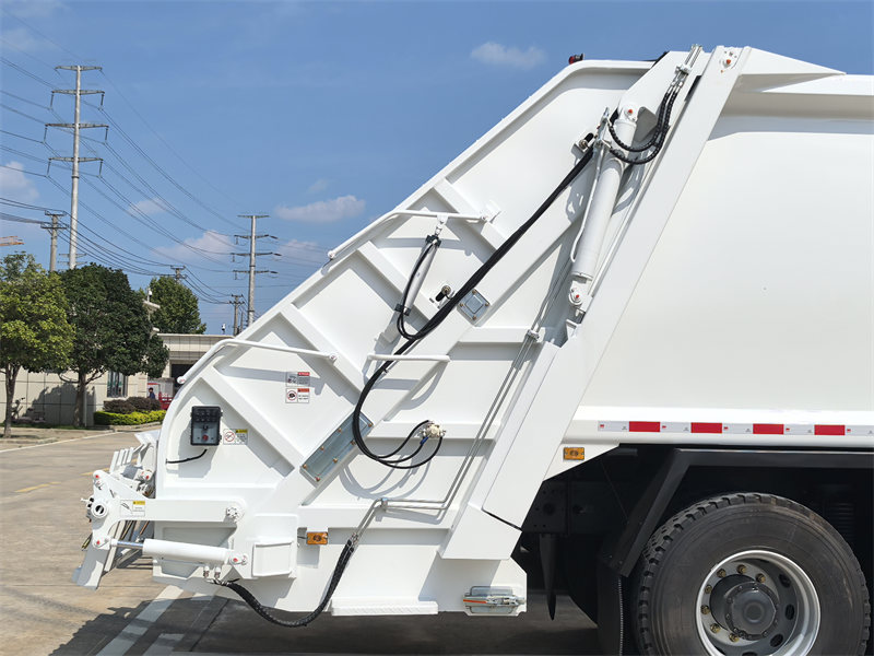 shacman rear loader truck