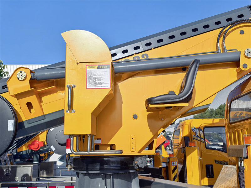 Howo aerial platform truck