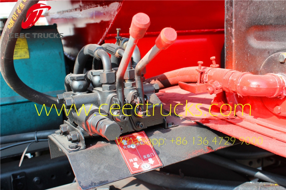 best dongfeng 10 CBM vacuum suction truck