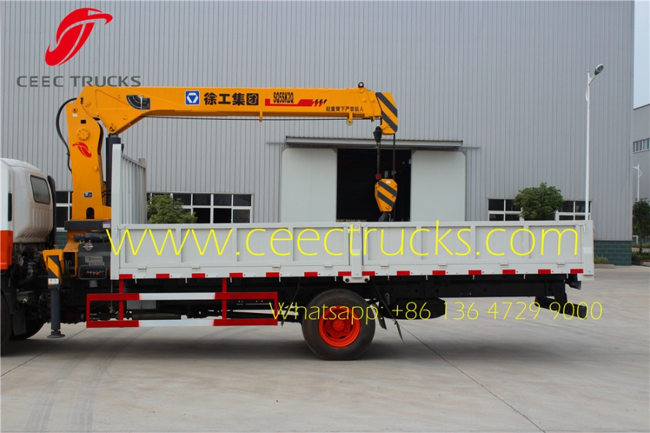 myanmar export ISUZU 5 T boom crane mounted truck