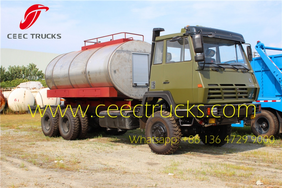 Military 12 wheelers fuel tanker truck Shacman oil trucks supplier