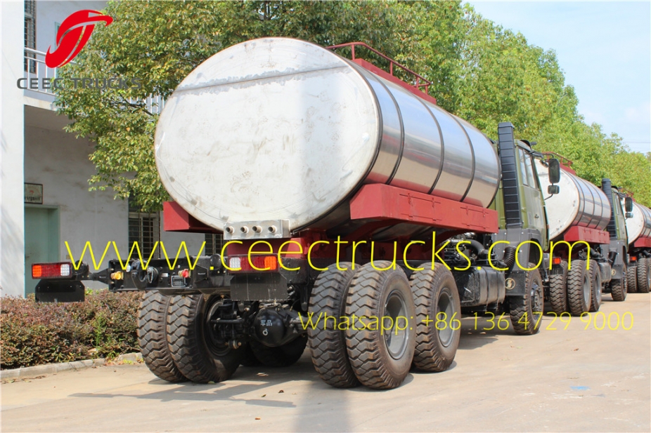 Military 12 wheelers fuel tanker truck Shacman oil trucks supplier