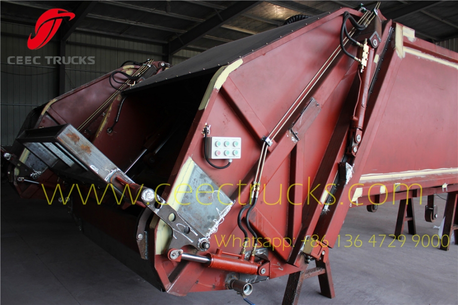 2017 new model 4CBM garbage compactor truck kit hot sale