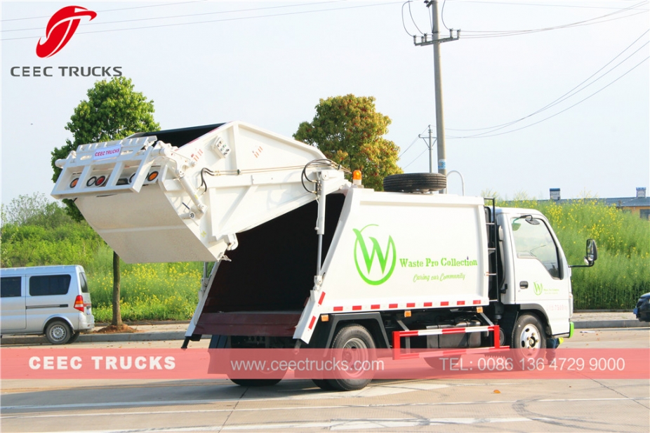 Caminhão compactador de lixo ISUZU 5cbm