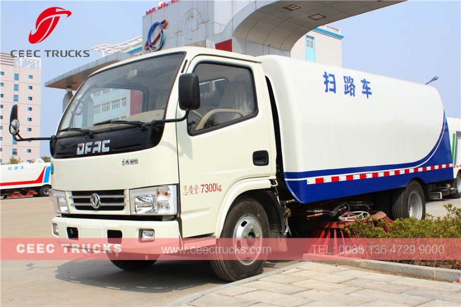 Caminhão varredor de estrada Dongfeng 5CBM