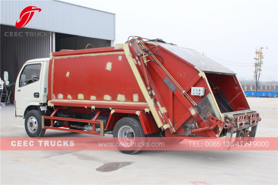 TOP design Dongfeng 5CBM garbage compactor vehicle