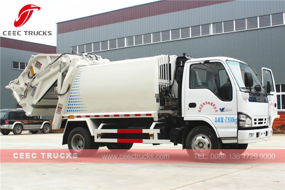 Veículo compressor de lixo ISUZU 5000L