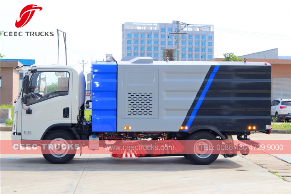 FAW 5CBM road sweeper truck low price