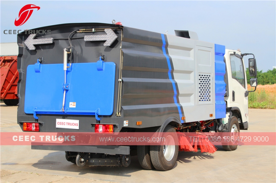 FAW 5CBM road sweeper truck low price