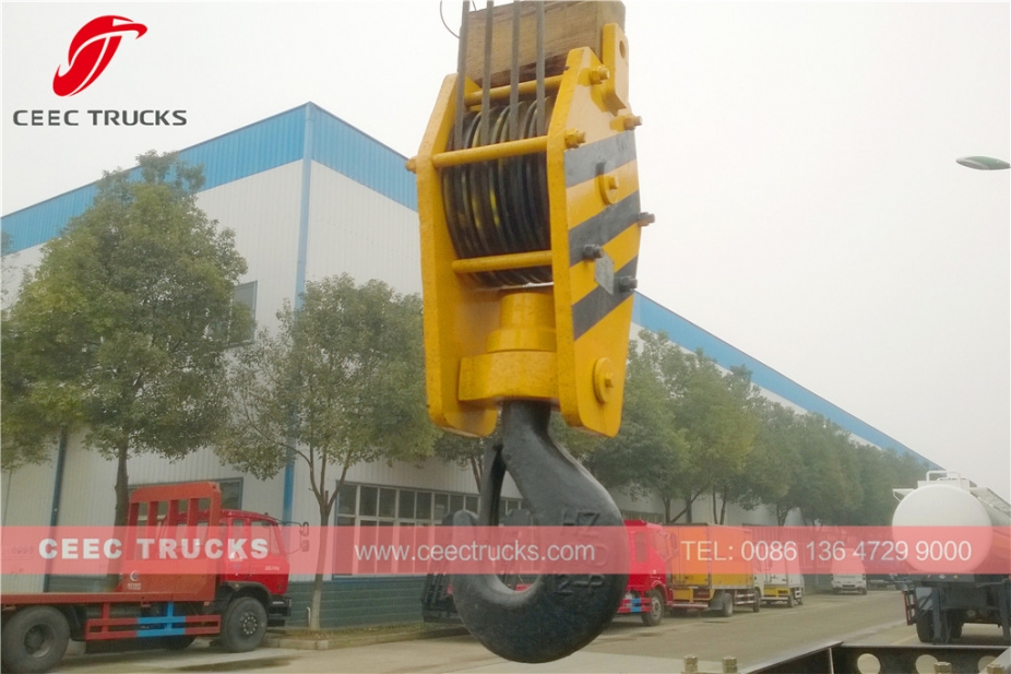 20 tons mobile boom crane lorry Dongfeng