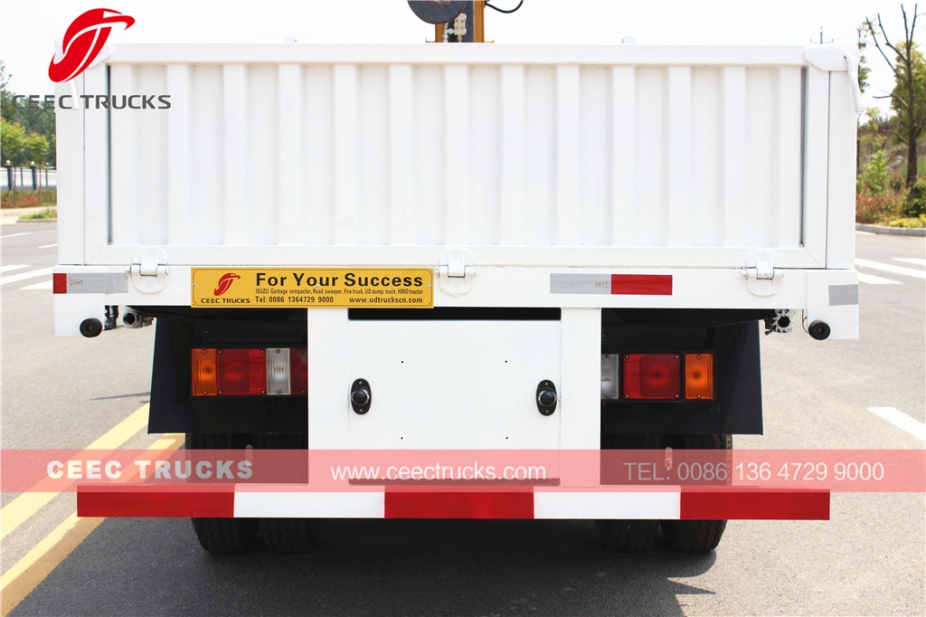 Best ISUZU 4 T truck mounted crane trucks