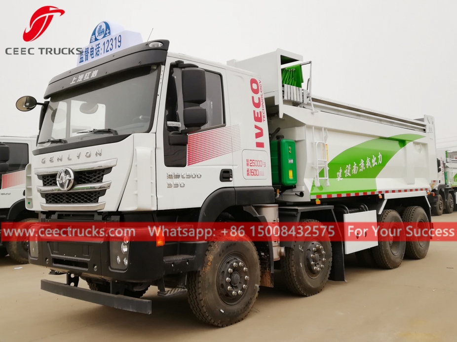 Caminhão basculante 8x4 IVECO