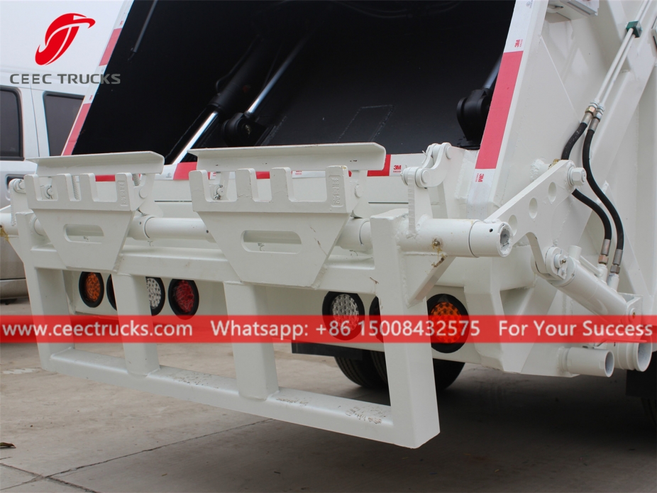 DONGFENG 4000Liters refuse compactor truck