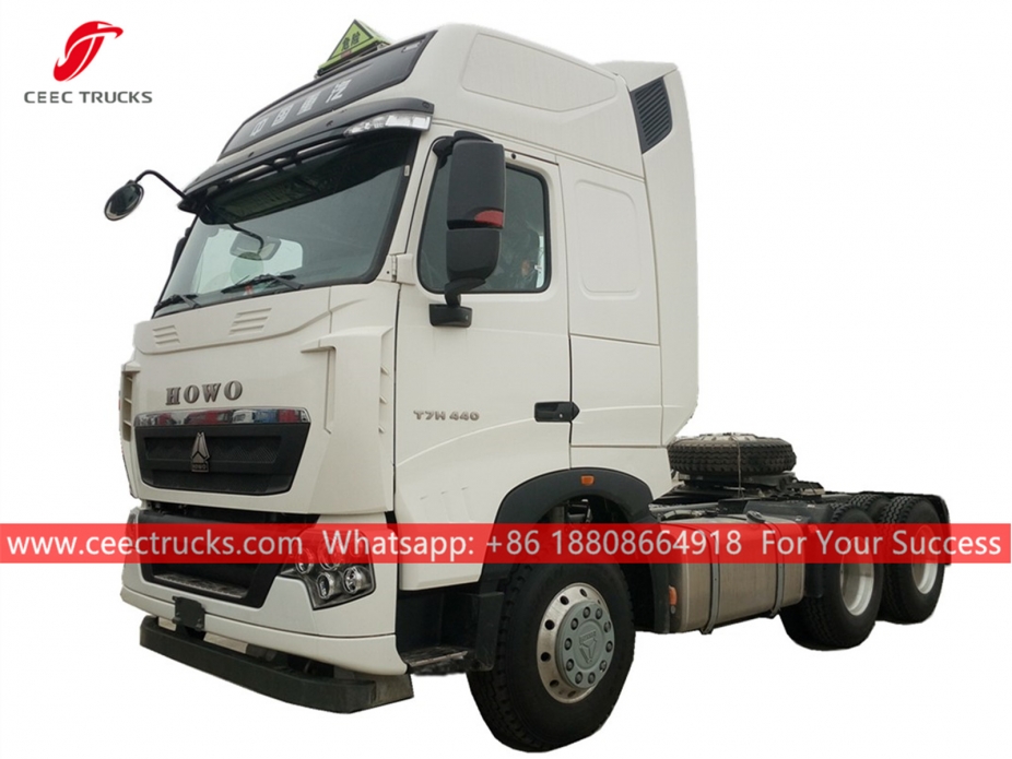 Caminhão trator 6x4 HOWO