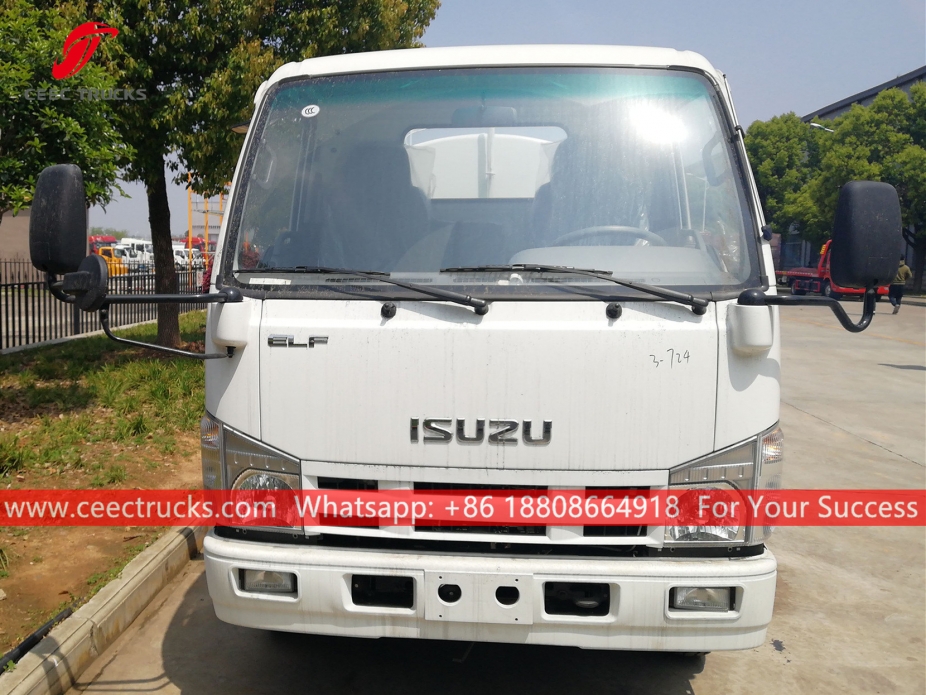 Caminhão de aspersão de água ISUZU ELF