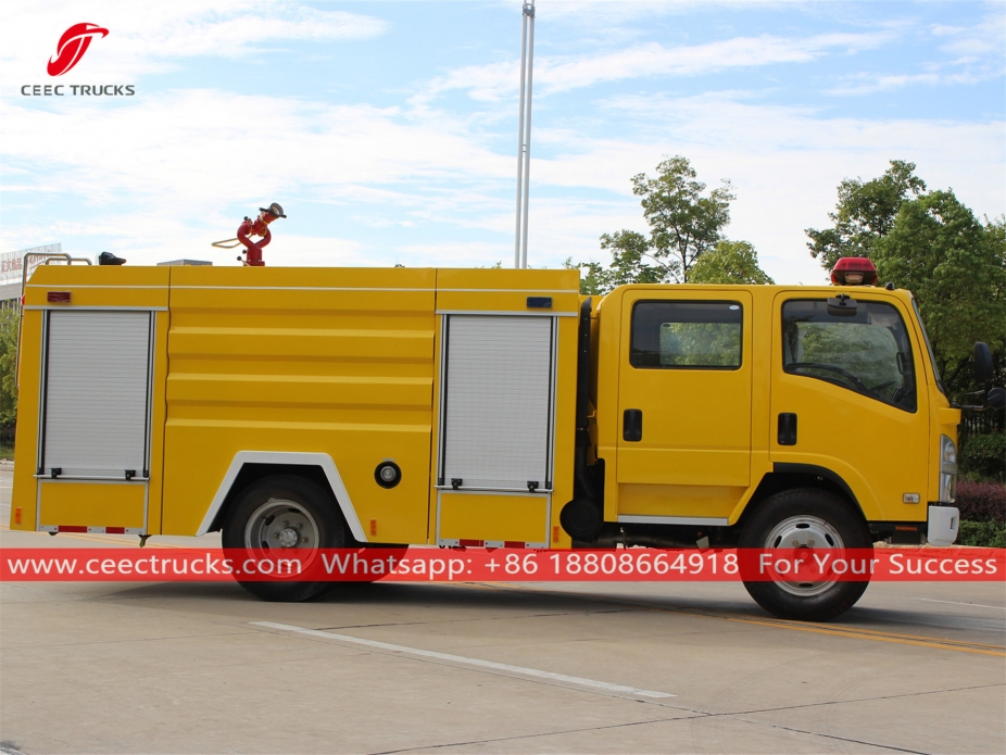 Caminhão de bombeiros ISUZU 5CBM