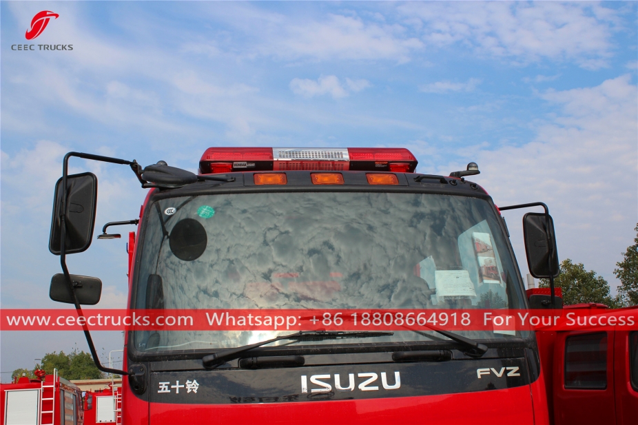 Caminhão de bombeiros de espuma ISUZU FVZ