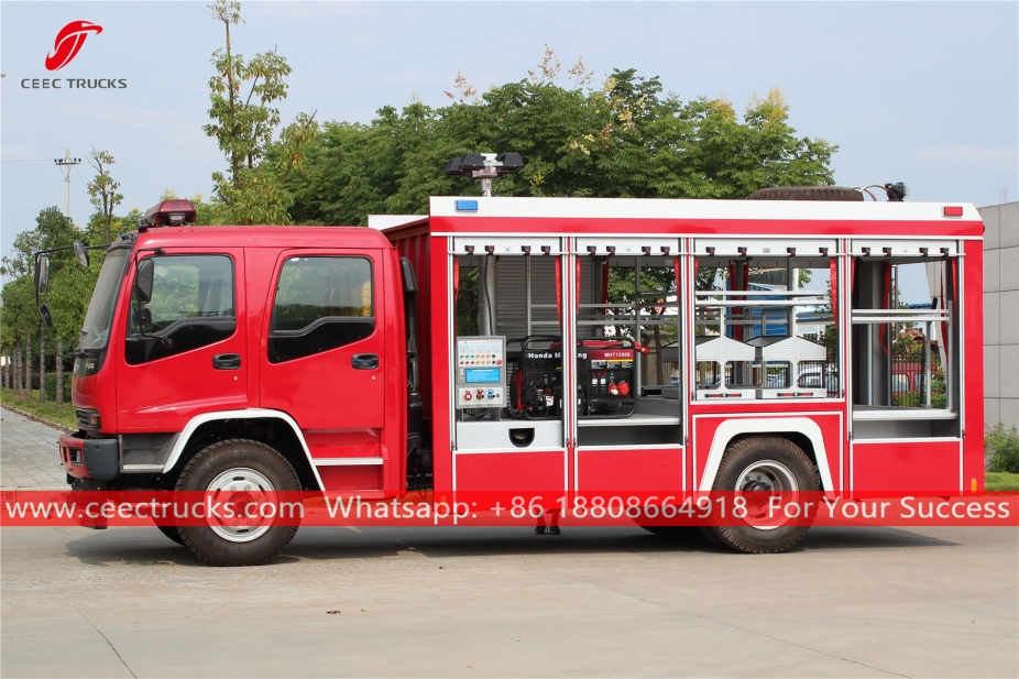 Caminhão de bombeiros de resgate de emergência ISUZU FVR