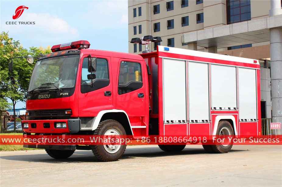 Caminhão de bombeiros de resgate de emergência ISUZU FVR