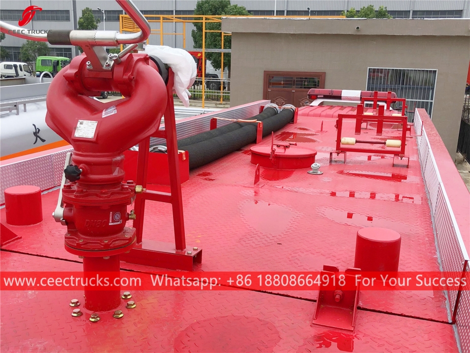 Caminhão de bombeiros de espuma de água ISUZU 12CBM