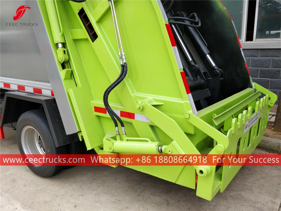 FOTON 4000Liters waste compactor truck