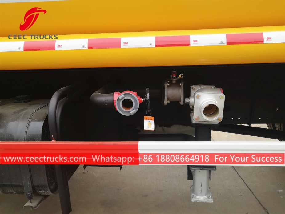 11 Caminhão tanque de água CBM DONGFENG