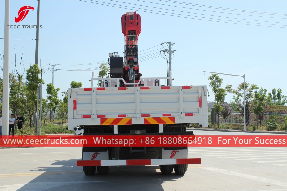 Guindaste montado em caminhão ISUZU FTR 10Tons