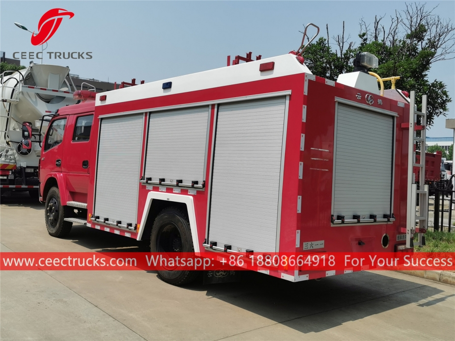 Caminhão de bombeiros de espuma Dongfeng 4CBM