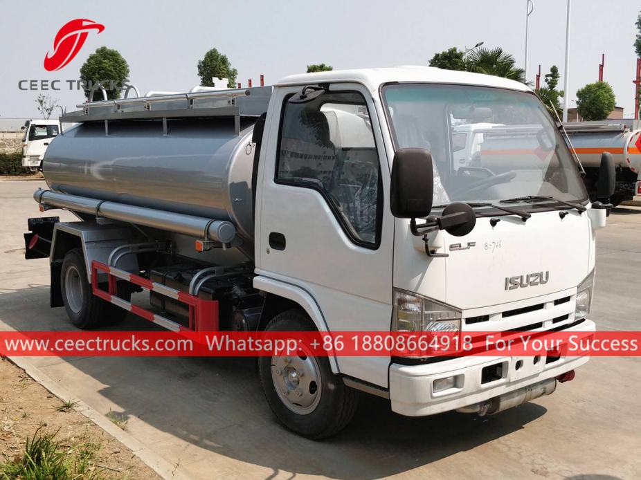 Caminhão tanque de combustível 4CBM ISUZU