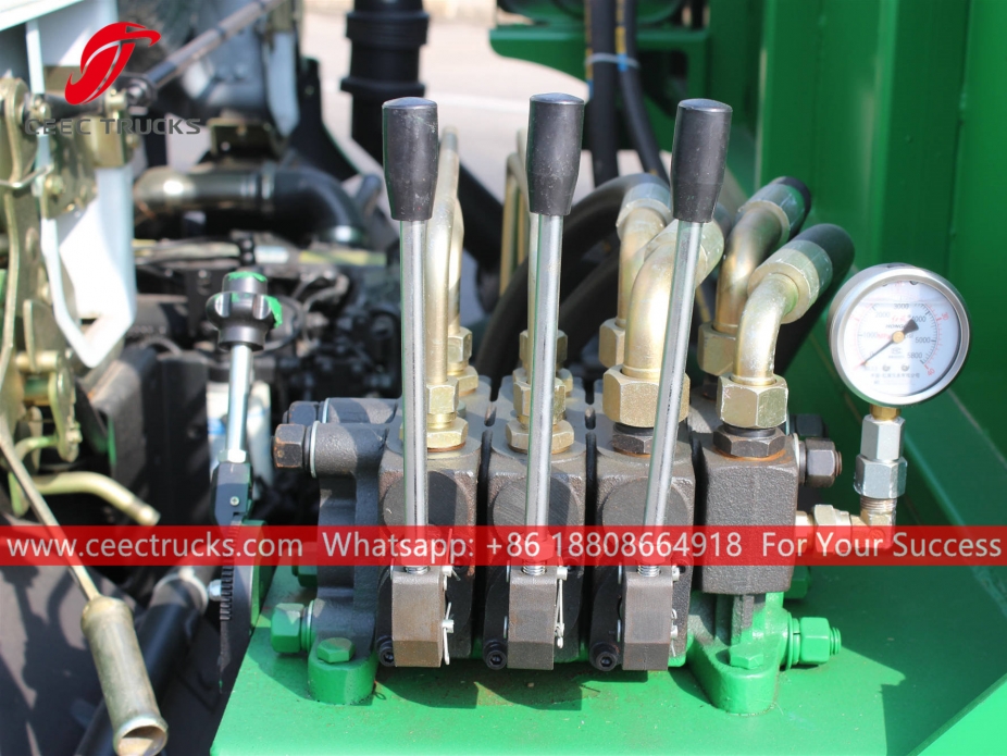 Gâmbia 6CBM Skip Loader Dongfeng