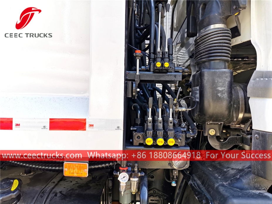 Caminhão compressor de resíduos Dongfeng 6*4 RHD