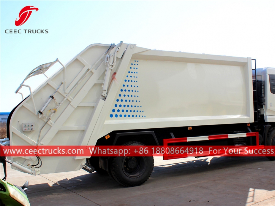 ISUZU GIGA 12CBM Garbage compactor