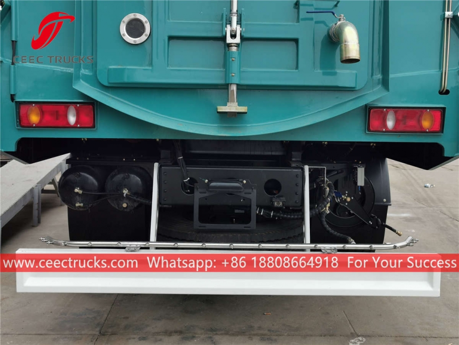 ISUZU 8cbm road cleaner truck