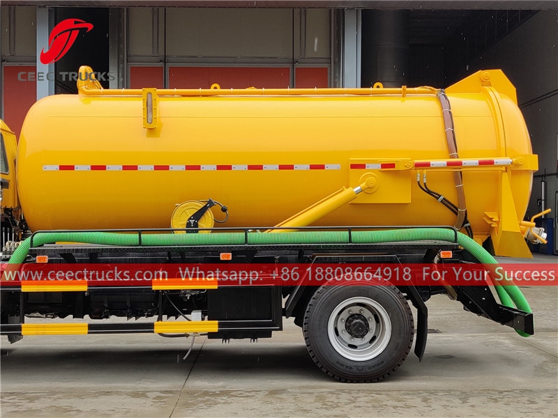 ISUZU 6 wheeler vacuum suction truck