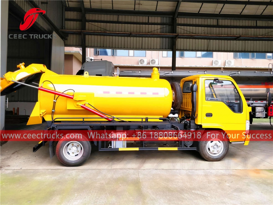 ISUZU 4×2 vacuum tank truck