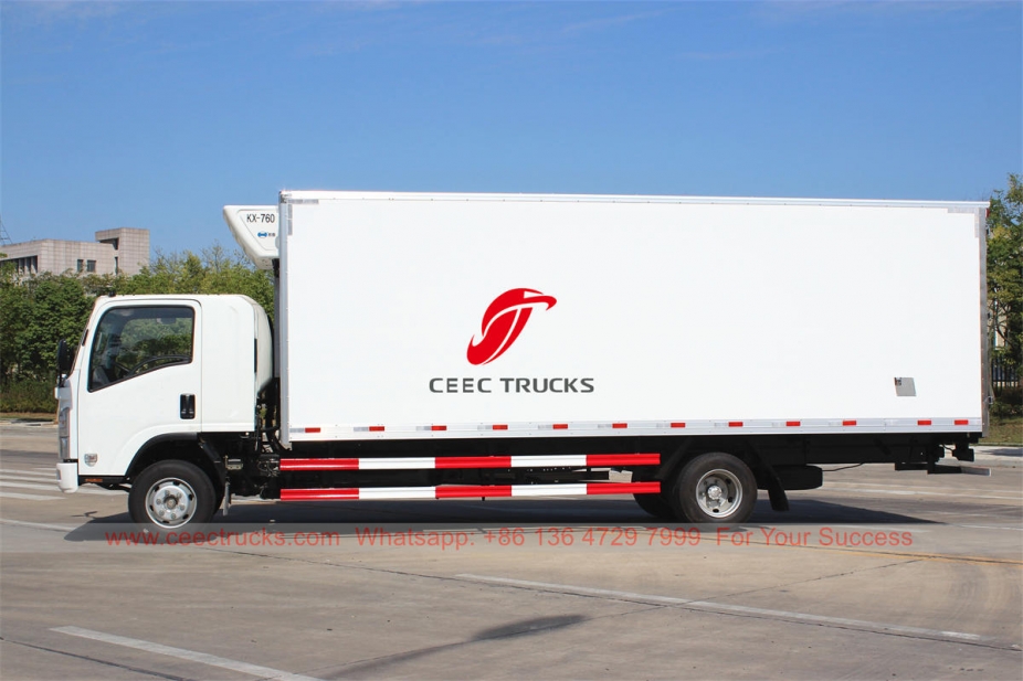 ISUZU 8 ton refrigerator truck