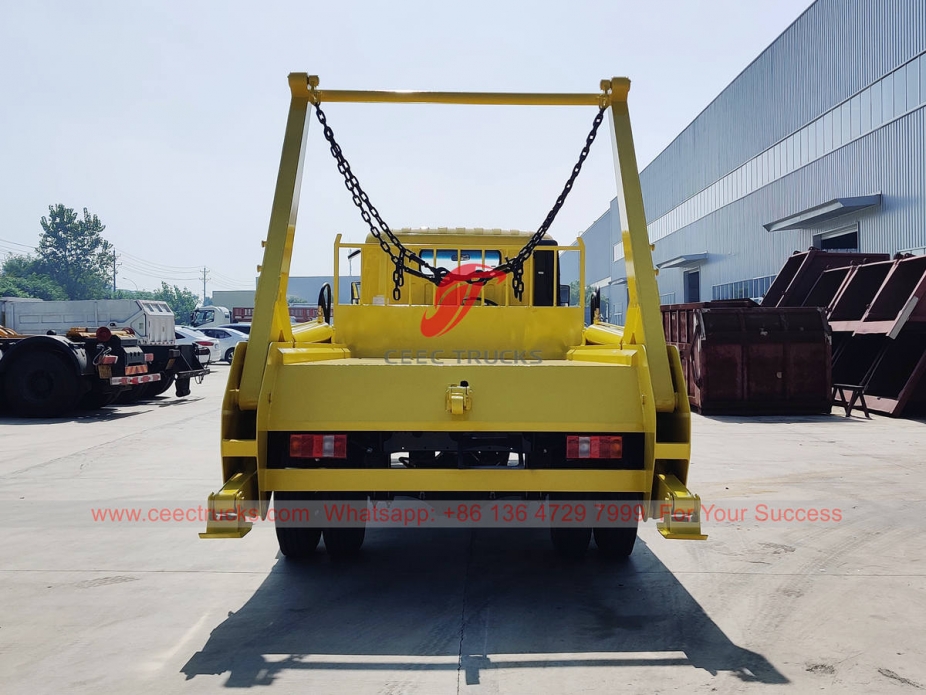 HOWO 6CBM skip loader