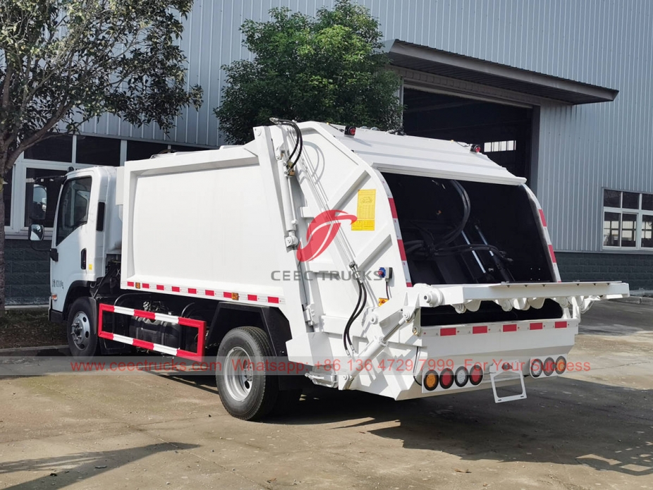 Chenglong 6 wheeler garbage compactor truck