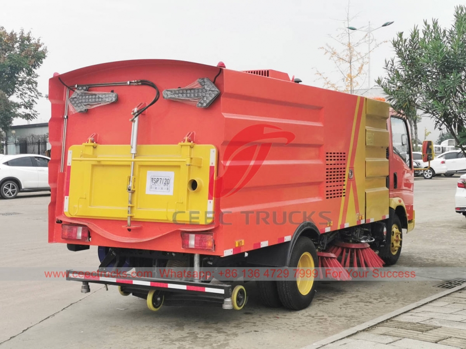 HOWO 5cbm road sweeper truck