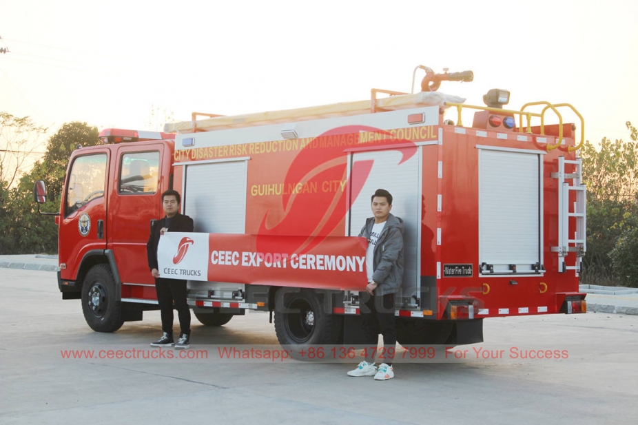 ISUZU water tank fire engine