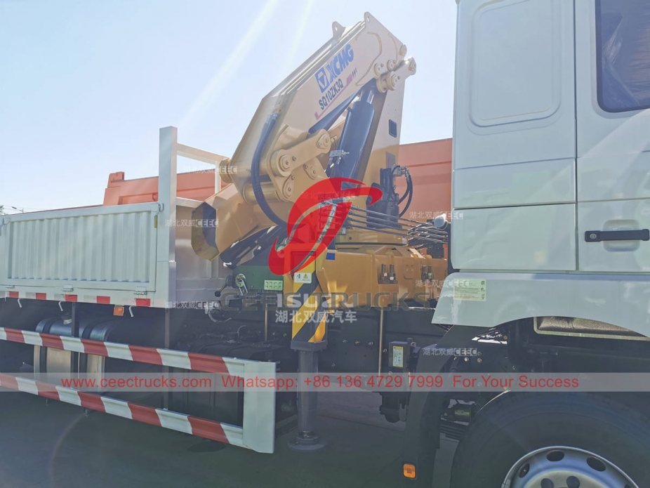 Custom-made Shacman 6×4 heavy duty cargo truck with XCMG crane