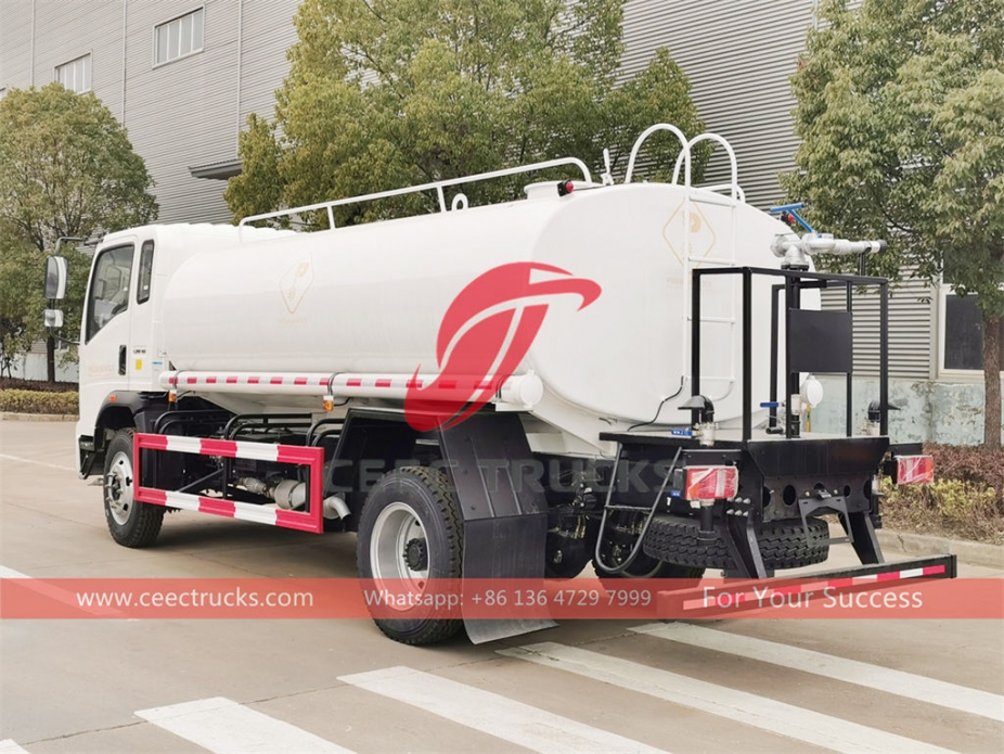 howo 8,000 liters water bowser