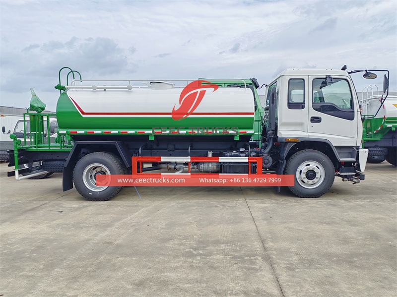 Caminhão tanque de água ISUZU FTR 12.000L para o Vietnã