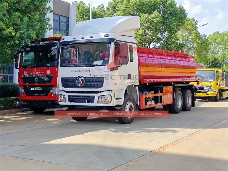 SHACMAN 20,000L fuel tanker truck made in China